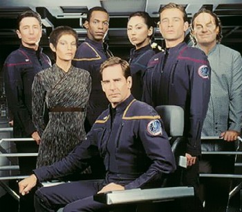 Captain Archer & seine Crew auf der Brücke der Enterprise